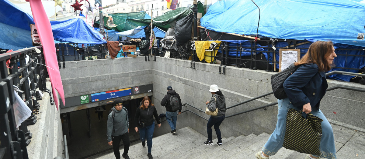Estación de metro de Sol abierta, en la Puerta del Sol