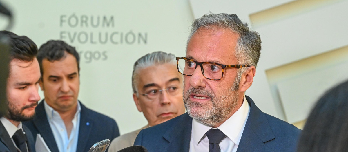 El vicepresidente primero y consejero de Desregulación, Familia y Ayudas Sociales de la Junta de Castilla y León, Carlos Pollán