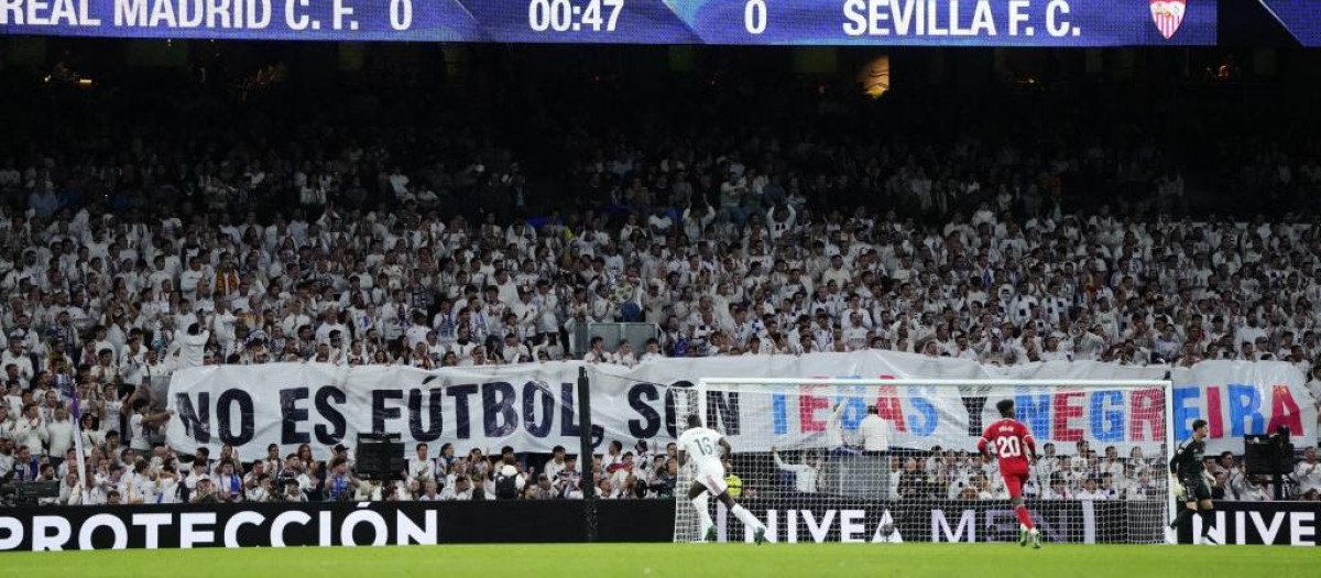 El Santiago Bernabéu protagonizó una protesta histórica durante el Real Madrid - Sevilla