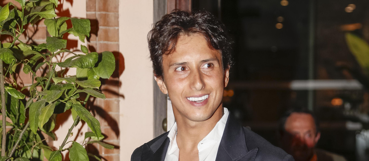 Bullfighter Andres Roca Rey leaving the hotel in Sevilla on Friday, 17 April 2026