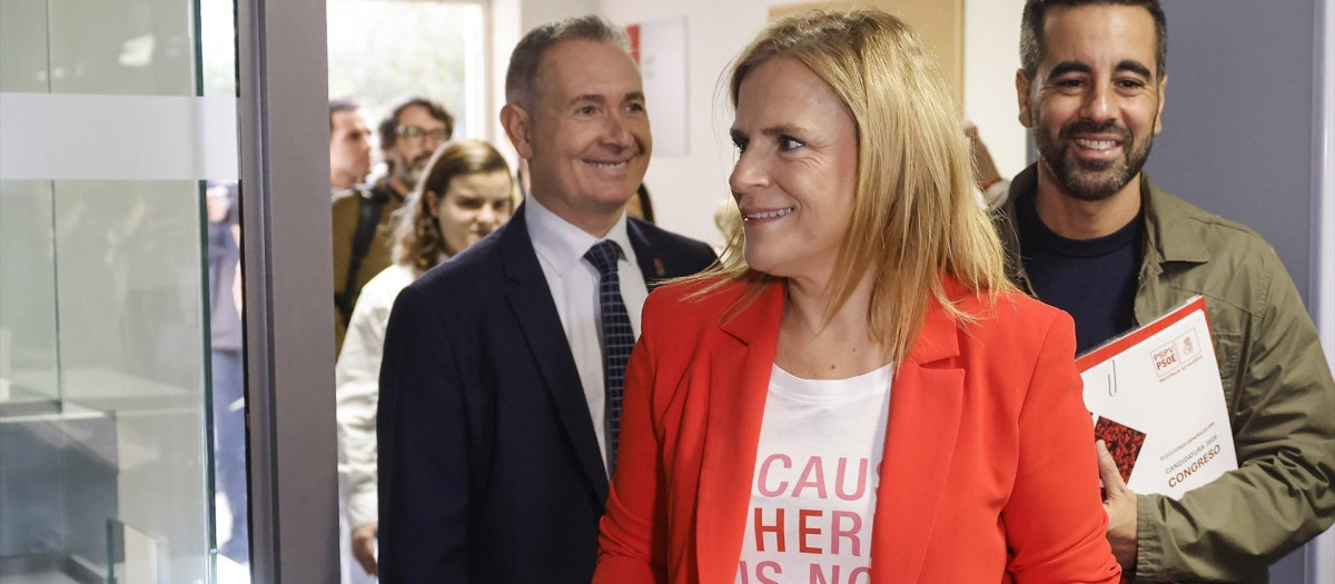Imagen tomada este miércoles de Pilar Bernabé presentando las listas del PSOE por Valencia al Congreso de los Diputados el 29N
