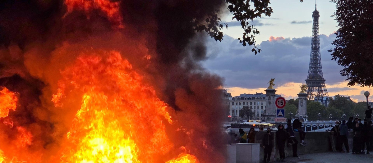 Barricada en París el 17 de octubre