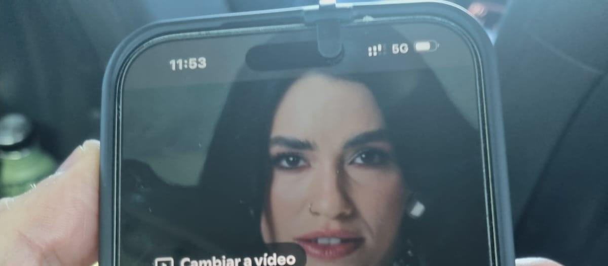 Imagen del móvil de Pedro Sánchez compartida en su cuenta de X
