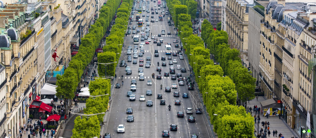 Panorámica a los Campos Elíseos de París.