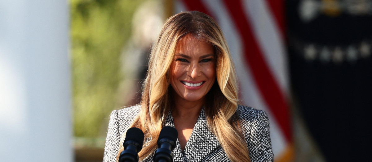 La primera dama Melania Trump pronuncia un discurso en la Casa Blanca