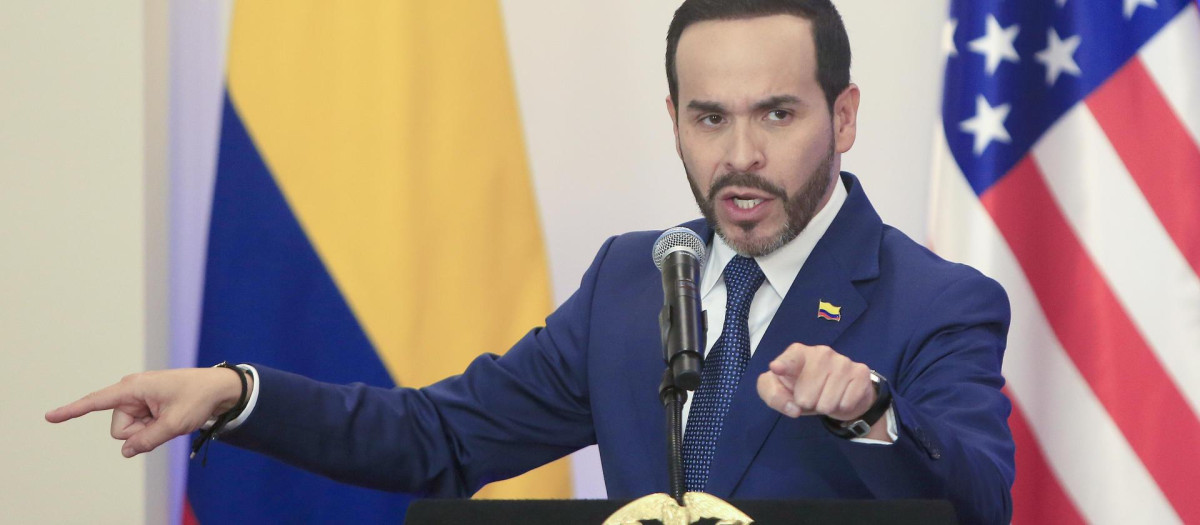 Abelardo de la Espriella, presidente de Colombia, en una rueda de prensa en Barranquilla