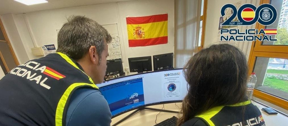 Agentes de la Policía Nacional