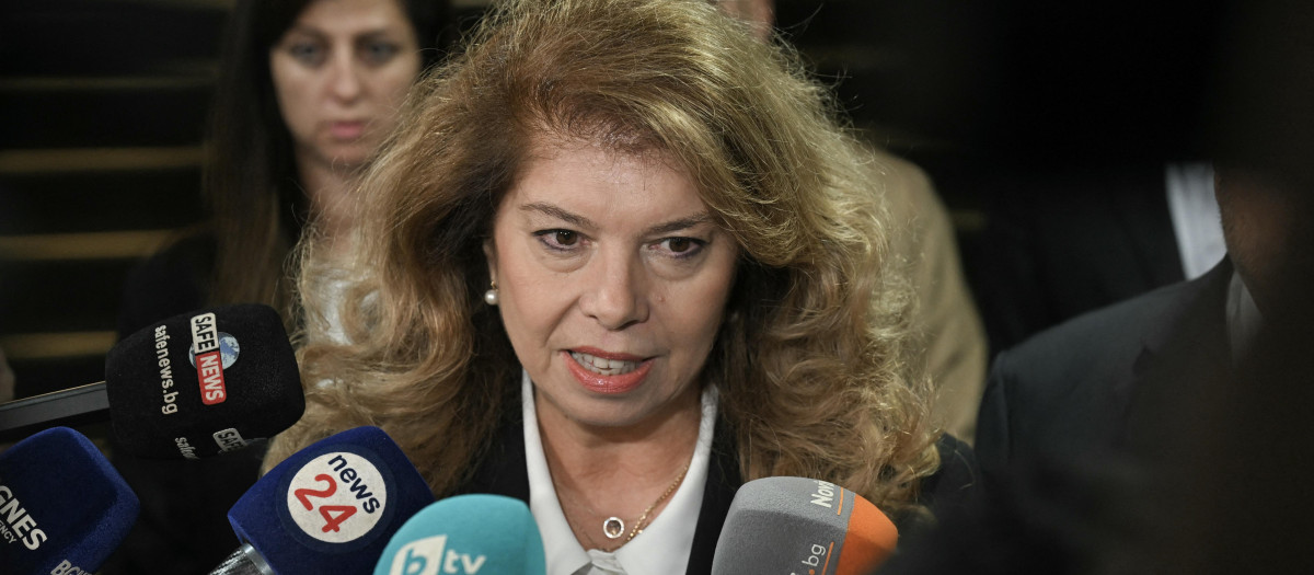 La presidenta en funciones de Bulgaria y candidata presidencial, Iliana Iotova