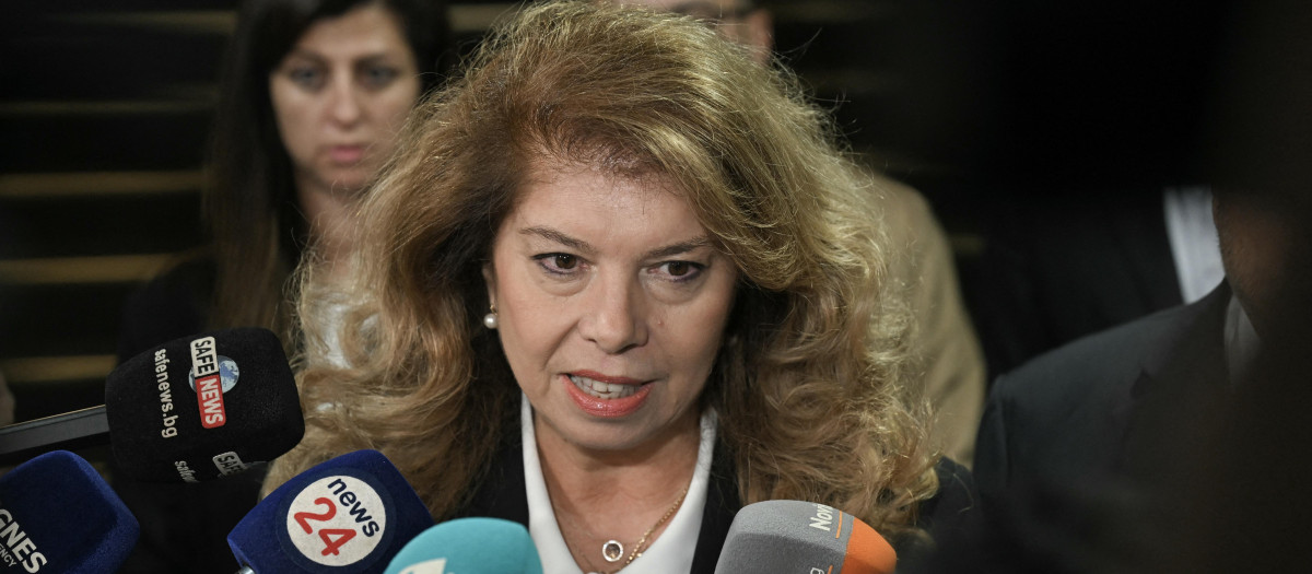La presidenta en funciones de Bulgaria y candidata presidencial, Iliana Iotova, en Sofía