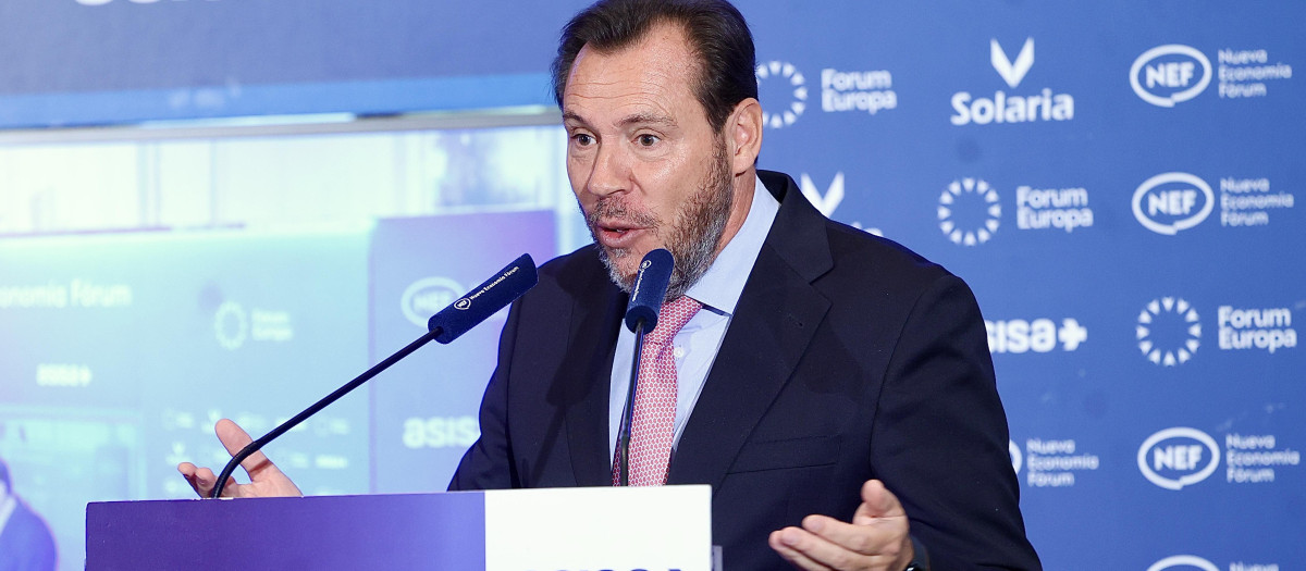 Desayuno Informativo Nueva Economía Forum del ministro de Transportes y Movilidad Sostenible, Óscar Puente
