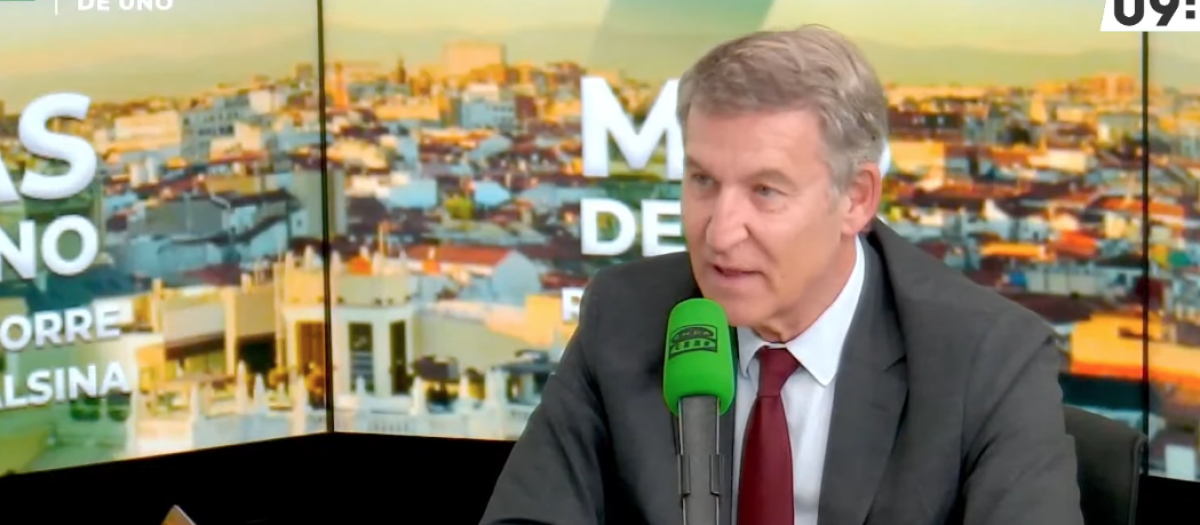 El presidente del PP, Alberto Núñez Feijóo, este martes en Ondacero