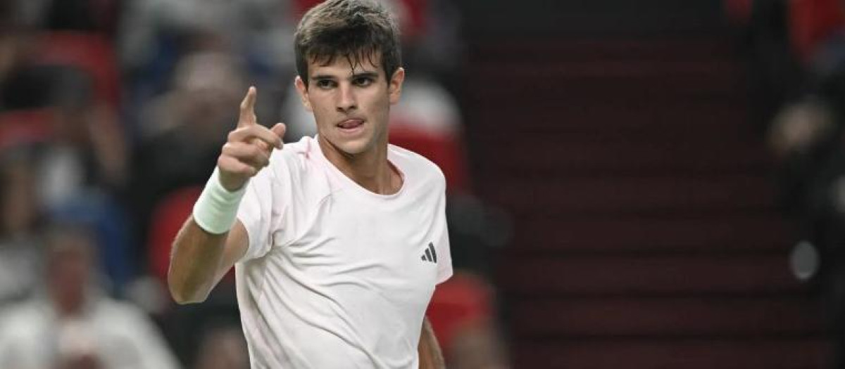 Rafa Jódar celebra un punto en un partido de esta temporada