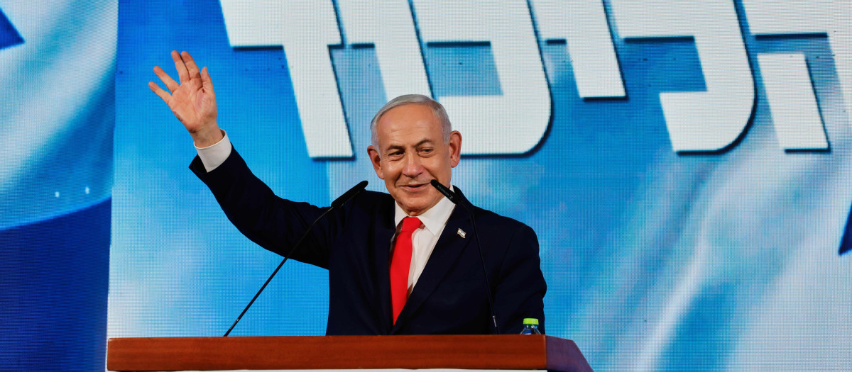 Benjamín Netanyahu en un discurso ante sus seguidores tras los comicios