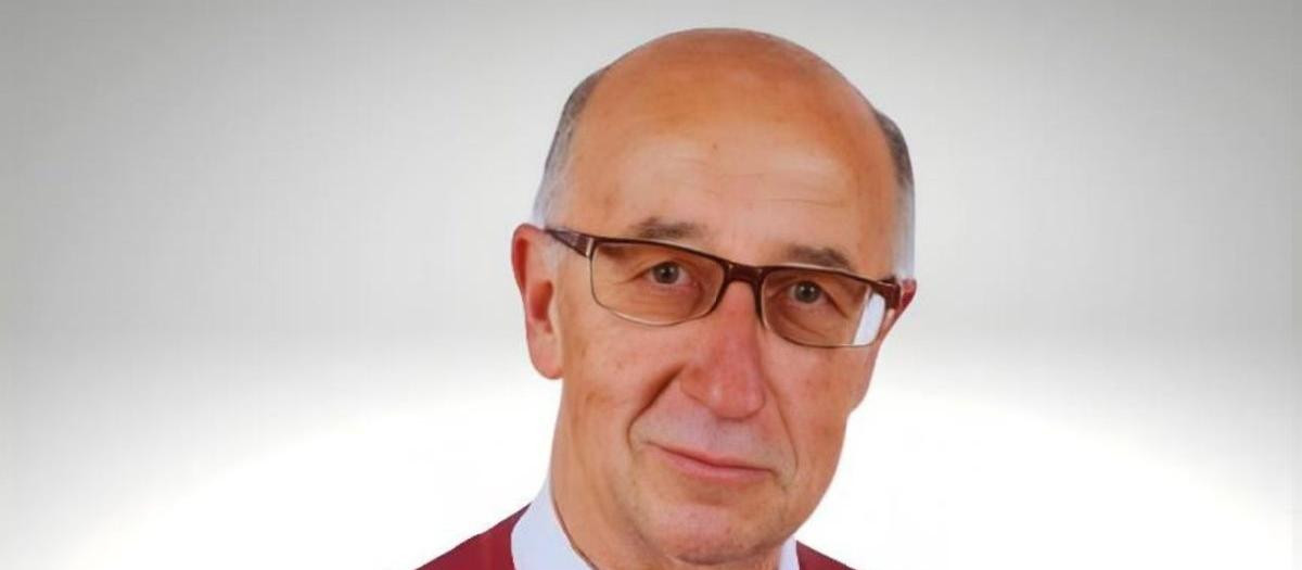 El expresidente de las Cortes Valencianas Julio de España