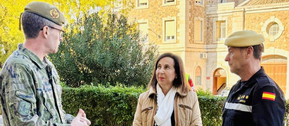 La ministra de Defensa, Margarita Robles, en la Academia de Infantería del 
Ejército de Tierra en Toledo