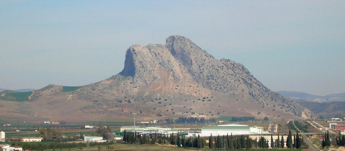 Peña de los Enamorados, también conocida como el Indio de Antequera (Málaga)