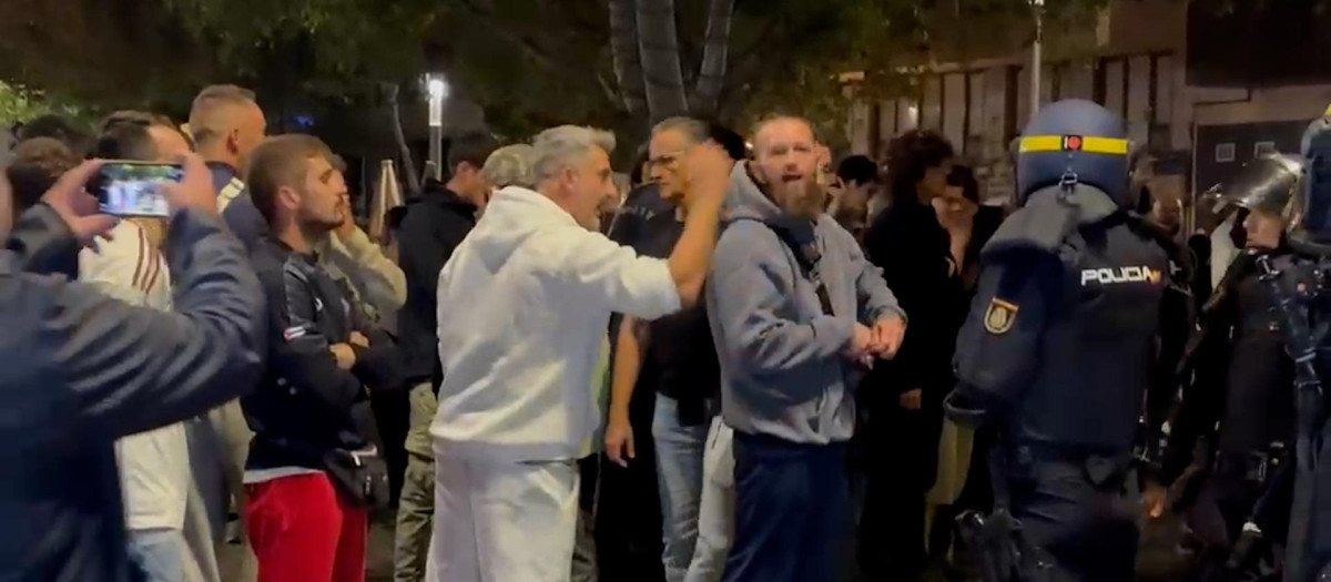 Antifascistas contra Núcleo Nacional en Palma de Mallorca