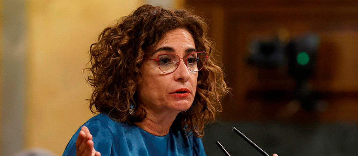 La ministra no puede puede probar este año que se recaude más subiendo impuestos