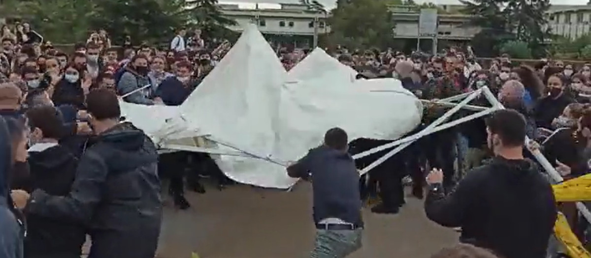 Momento de los altercados en la UAB