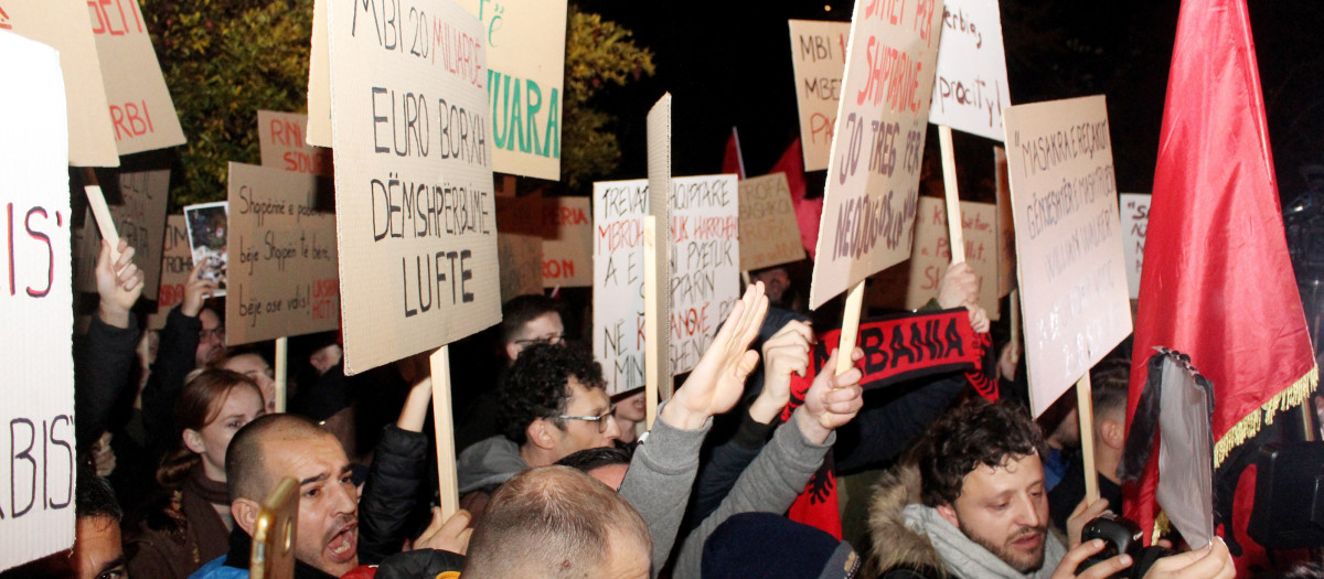 Manifestaciones en Kosovo contra el presidente de Serbia