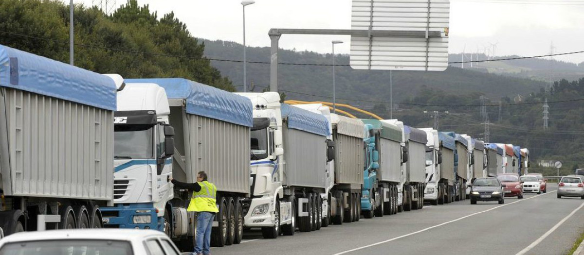 Transportistas dirigiéndose hace unos años hacia una manifestación en Madrid