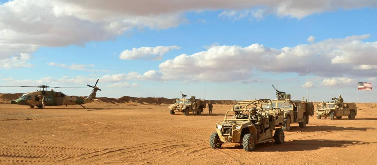 Militares estadounidenses en el campamento base Al Tanf Garrison en el sur de Siria