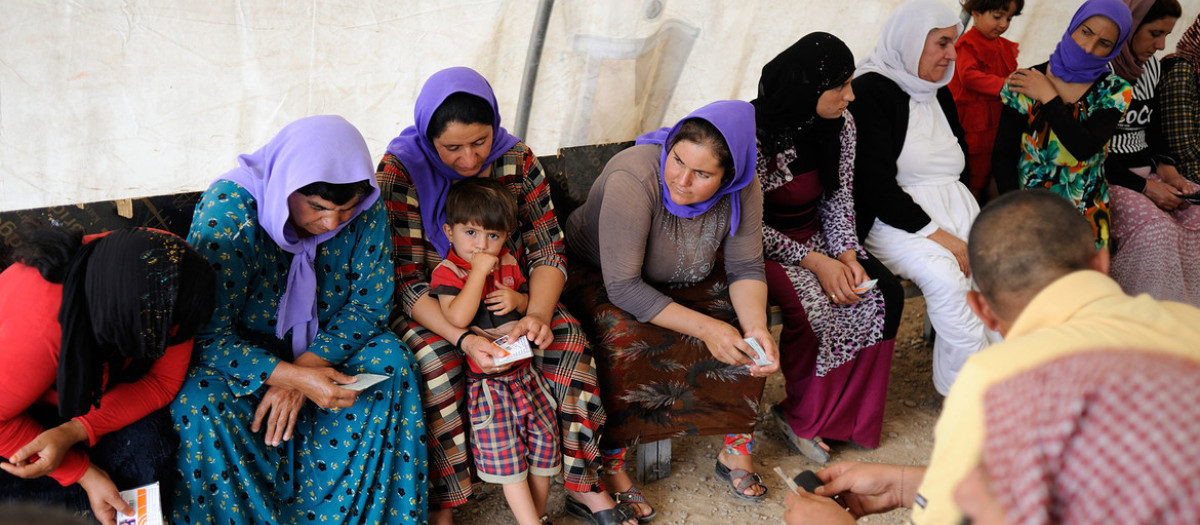 Mujeres yazidíes, foto de archivo