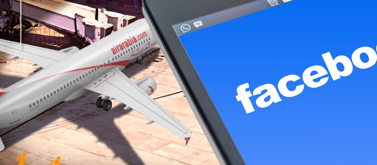 Representación Facebook y avión de Air Arabic aterrizado en Palma (Mallorca)