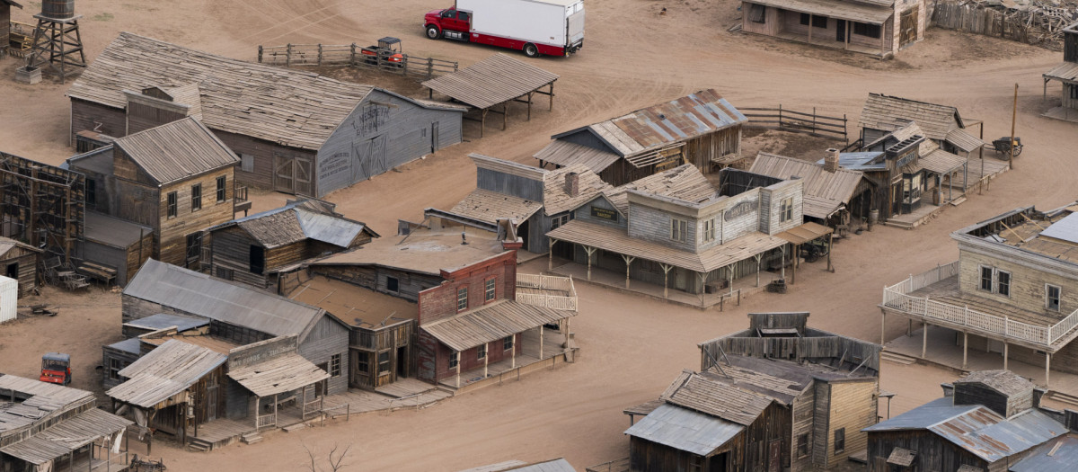 Vista aérea del rancho de Bonanza Creek en Santa Fe (Nuevo México, Estados Unidos), el lugar de rodaje de la película 'Rust'