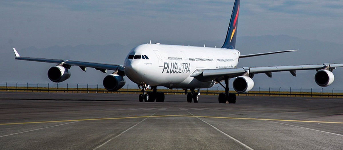 Imagen de archivo de un avión de Plus Ultra Líneas Aéreas