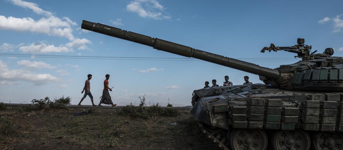 Tanque abandonado por las fuerzas de Tigré en Etiopía