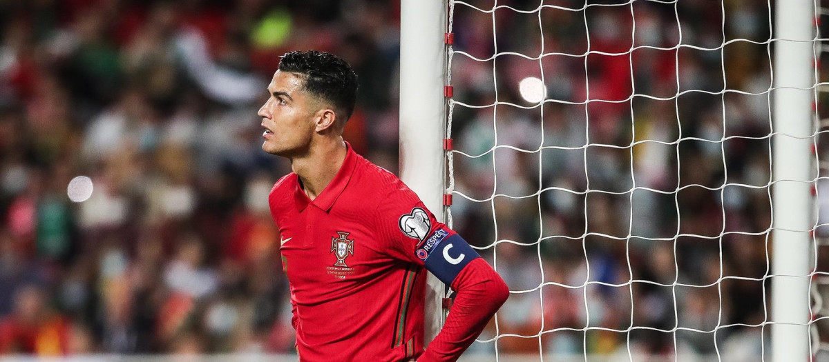 Cristiano Ronaldo no ha perdido el olfato goleador pero tiene que jugar la repesca con Portugal y acaban de cesar a Solskjaer en los diablos rojos