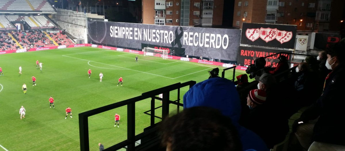 El estadio de Vallecas durante un partido de esta temporada