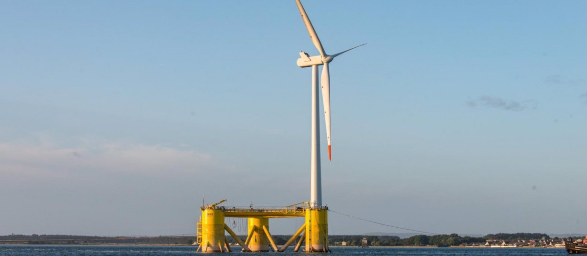 Parque eólico marino flotante Kincardine situado en Aberdeen (Escocia) y desarrollado por Cobra (ACS)