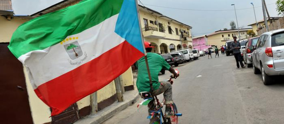 La bandera de Guinea Ecuatorial, foto de archivo