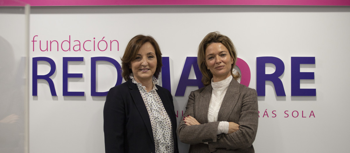 Amaya Azcona, directora general de Redmadre, y María Torrego, presidenta de la fundación