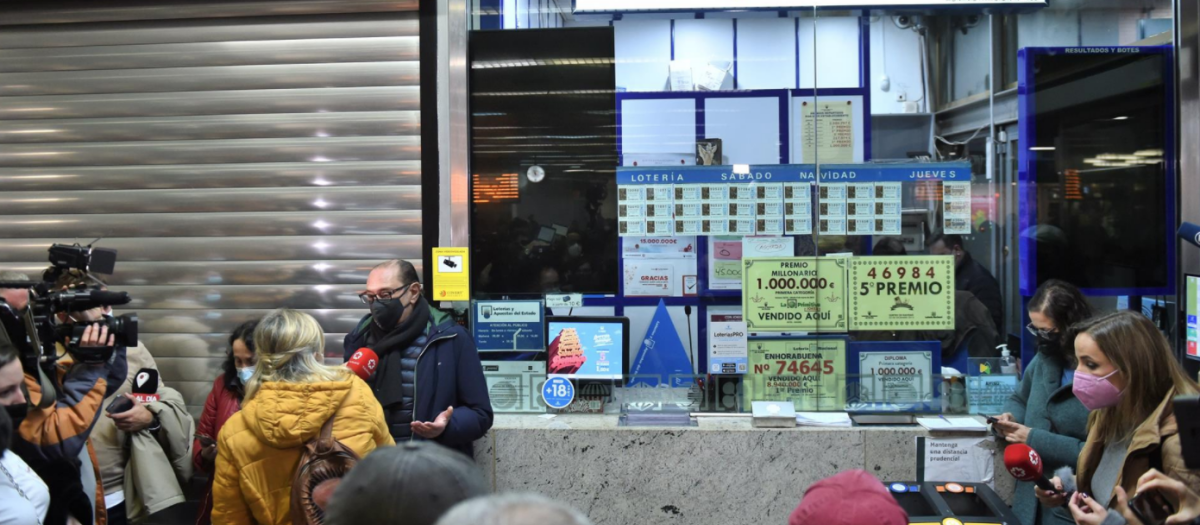 El 86.148, el 'Gordo' del Sorteo de Navidad 2021, vendido en la administración de la estación de Atocha y en la calle Toledo