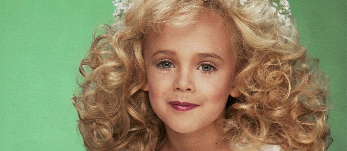 JonBenet Ramsey tenía 6 años de edad cuando fue misteriosamente asesinada