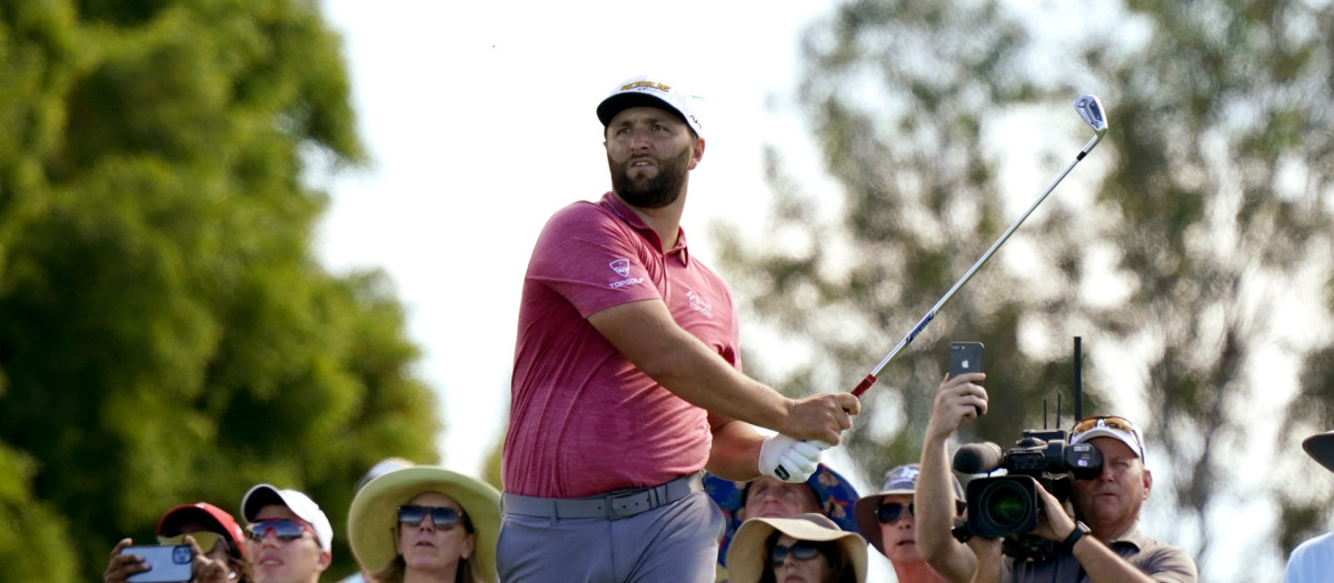 Jon Rahm durante la última ronda del Sentry Tournament of Champions en Hawai