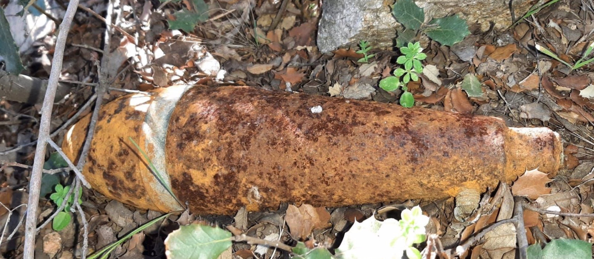 Un vecino localiza una granada de la Guerra Civil en Las Rozas