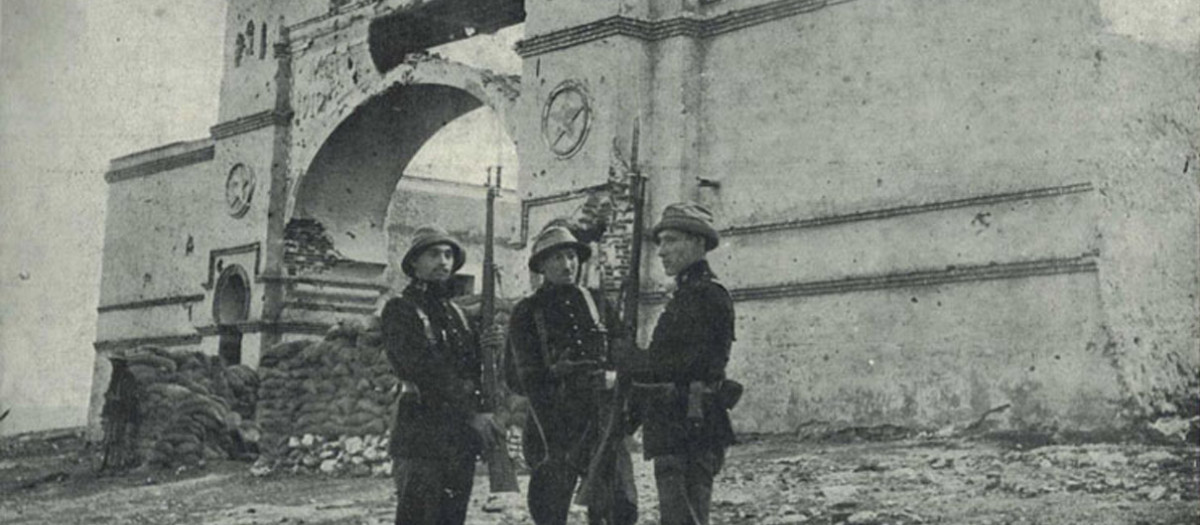 Año 1922. Soldados en el Monte Arruit