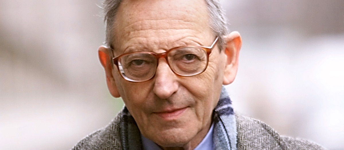 Biólogo francés François Gros, codescubridor del ARN mensajero