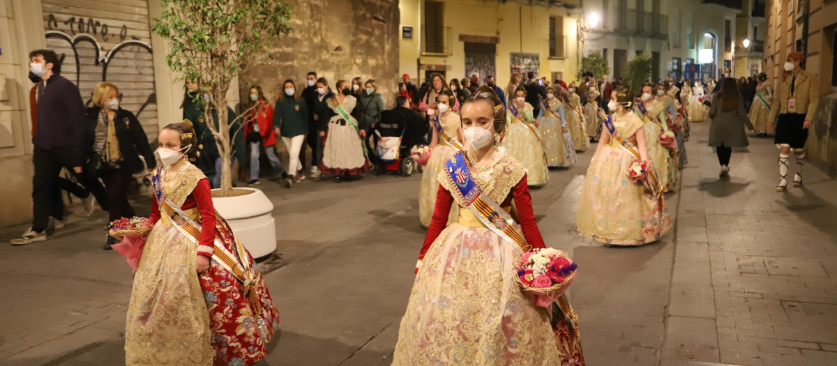 Comienzo de los actos oficiales de las Fallas 2022 ofrenda