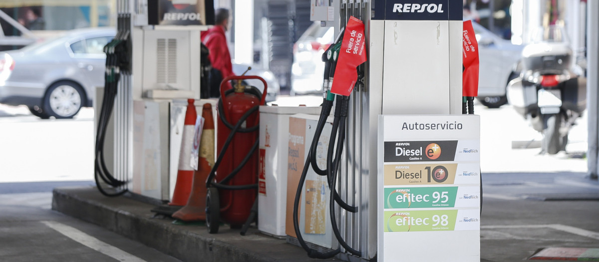 Vista de una gasolinera este lunes