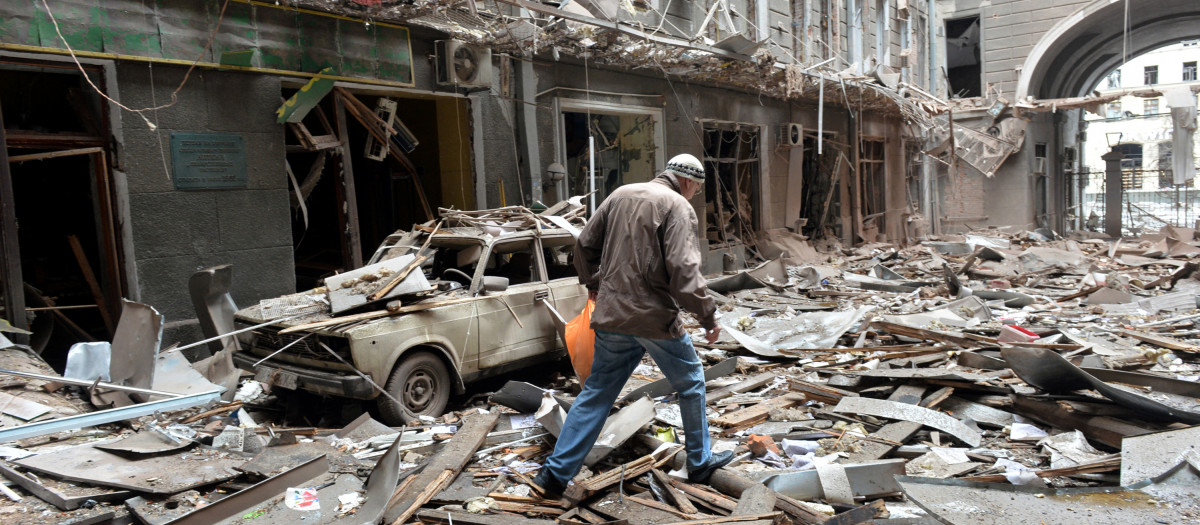 La ciudad de Járkov, tras los bombardeos de Rusia