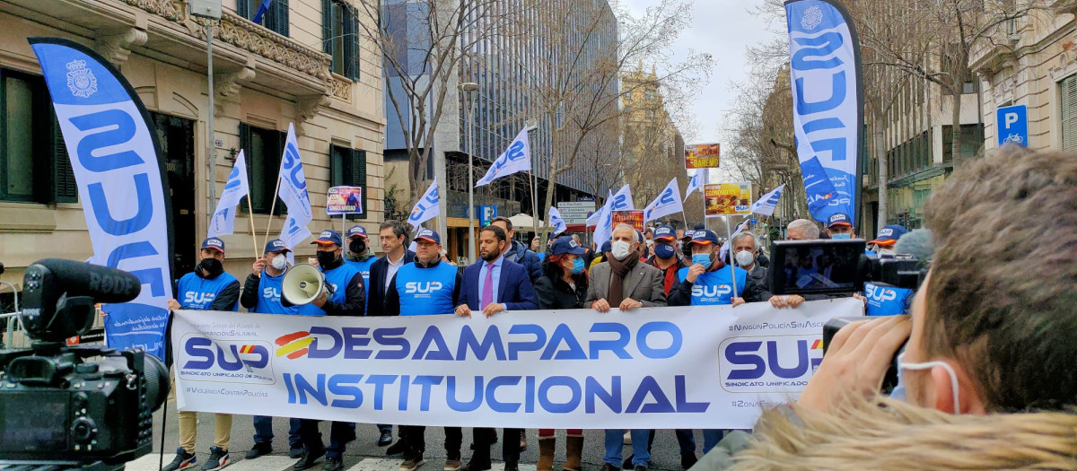 La concentración se ha desarrollado frente a la Delegación del Gobierno en Cataluña