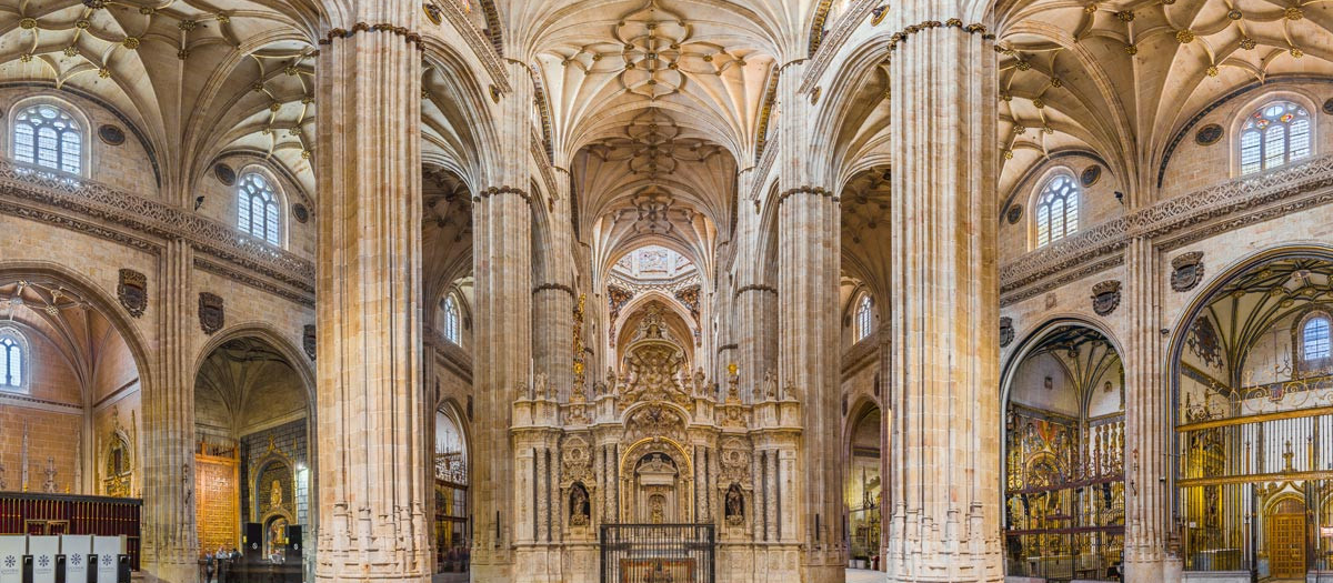 Interior de la catedral nueva de Salamanca