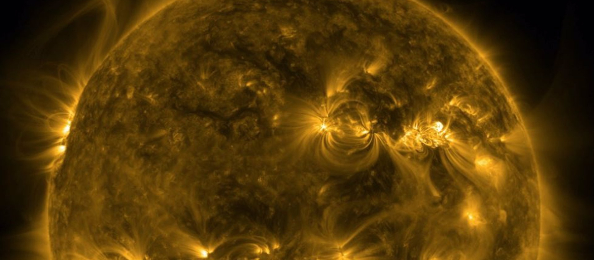 El Sol libera una potente llamarada de la clase más intensa

El Sol emitió una llamarada solar significativa el 30 de marzo, alcanzando su punto máximo a la 18.35 UTC, que ha sido clasificada como clase X, la más intensa en la escala.

SOCIEDAD INVESTIGACIÓN Y TECNOLOGÍA
NASA