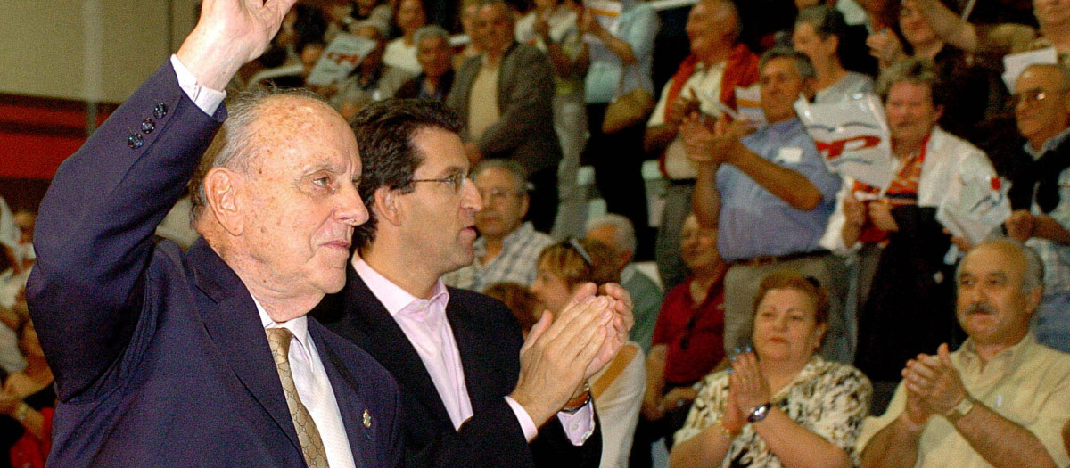 Manuel Fraga junto al entonces conselleiro de Fomento, Alberto Núñez Feijoo