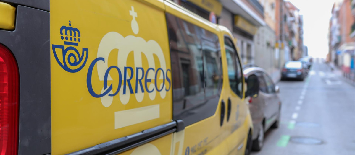 CCOO y UGT llaman a los trabajadores de Correos a participar en una manifestación el próximo 1 de junio